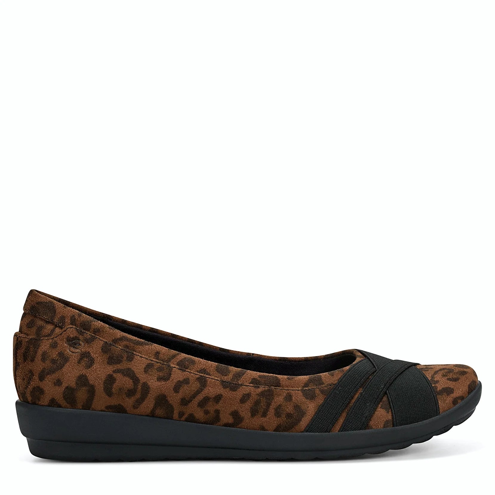 Slip-on flat with crisscrossed grosgrain ribbon at the toe