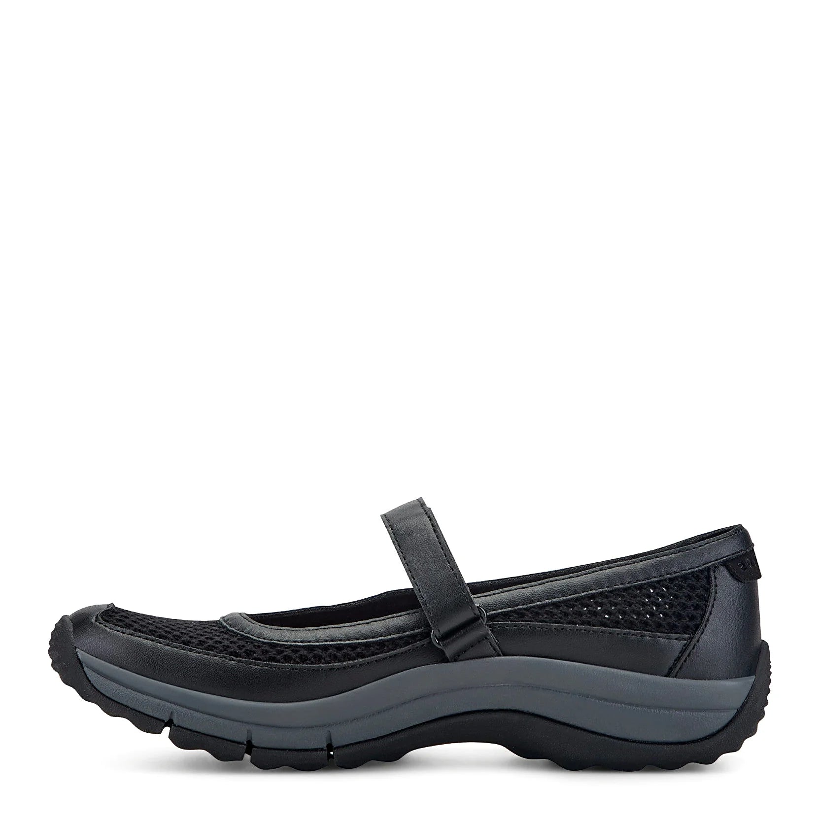 Breathable textured Mary Jane walking shoe