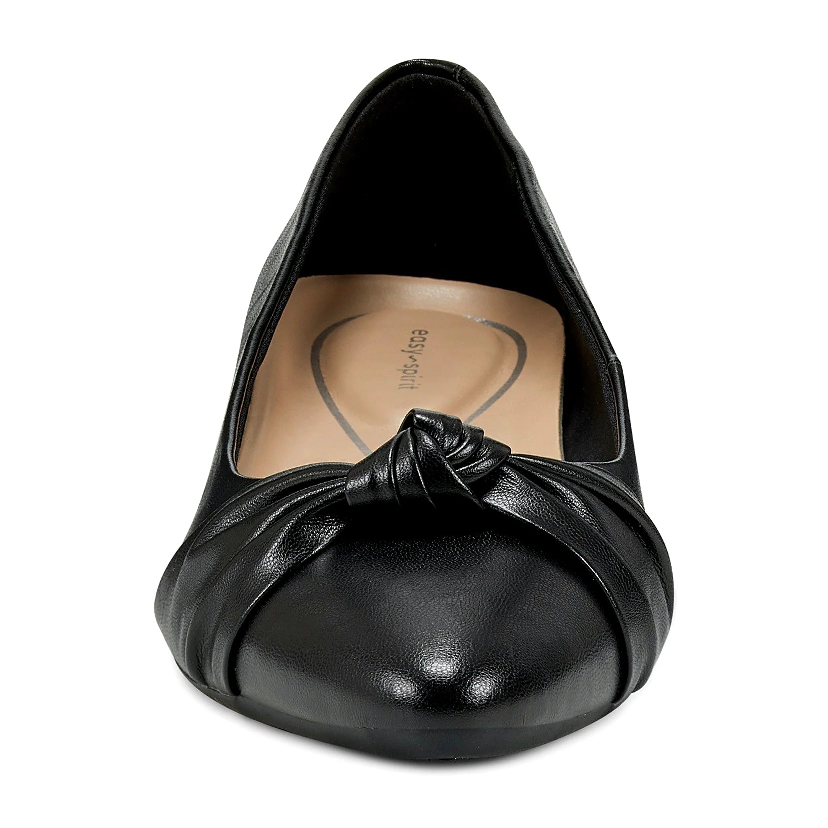 Low block heel under a pointy-toe pump