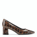 Leather dress pump with a squared pointed toe
