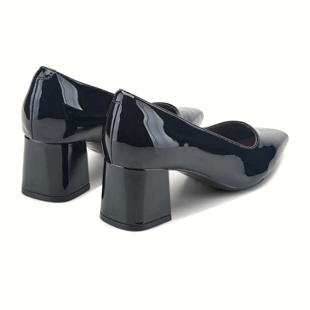 Natural-toned leather upper on a block heel pump