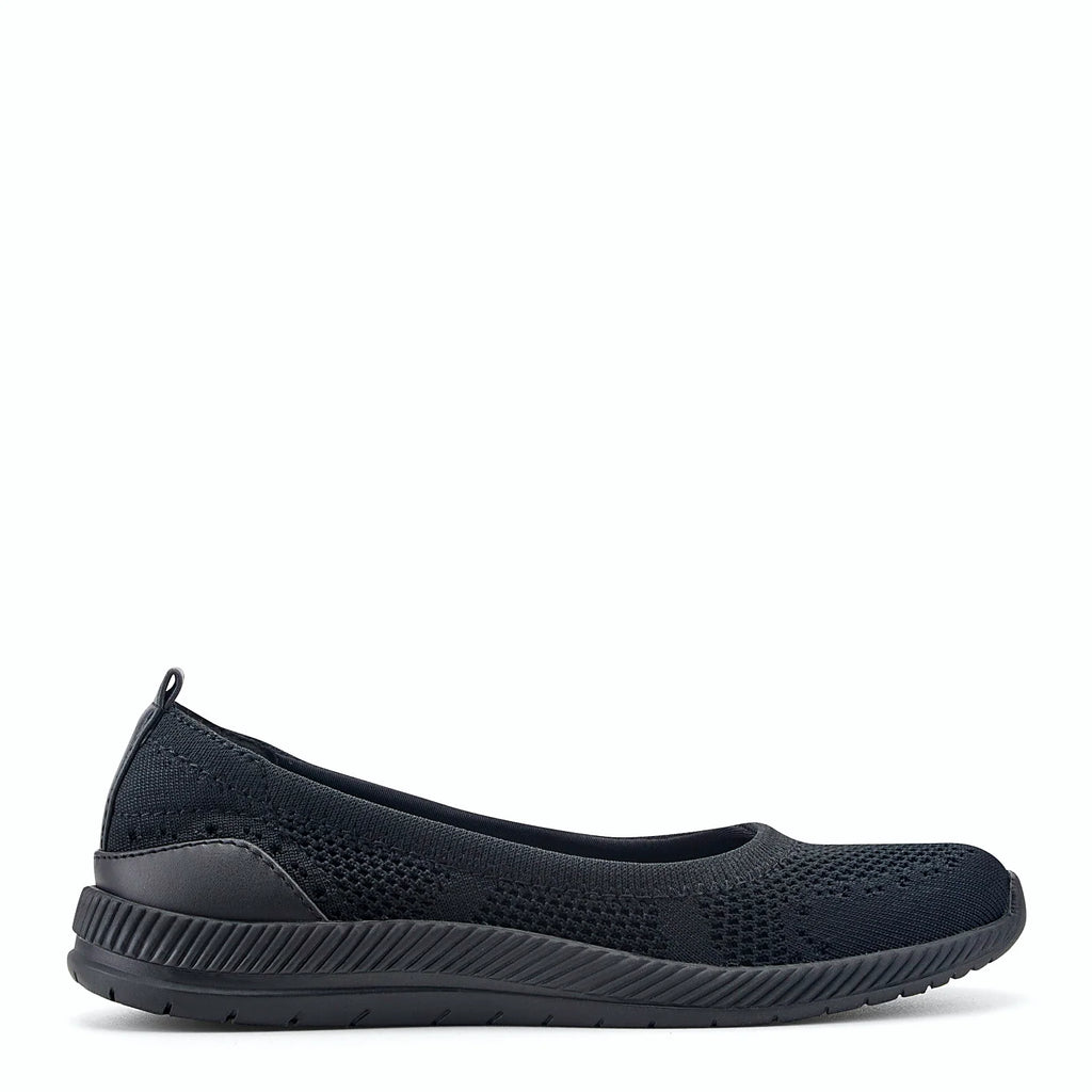 Shimmer detailing woven through a knit upper