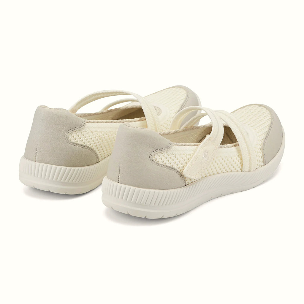 Curved sole profile under a Mary Jane walking shoe