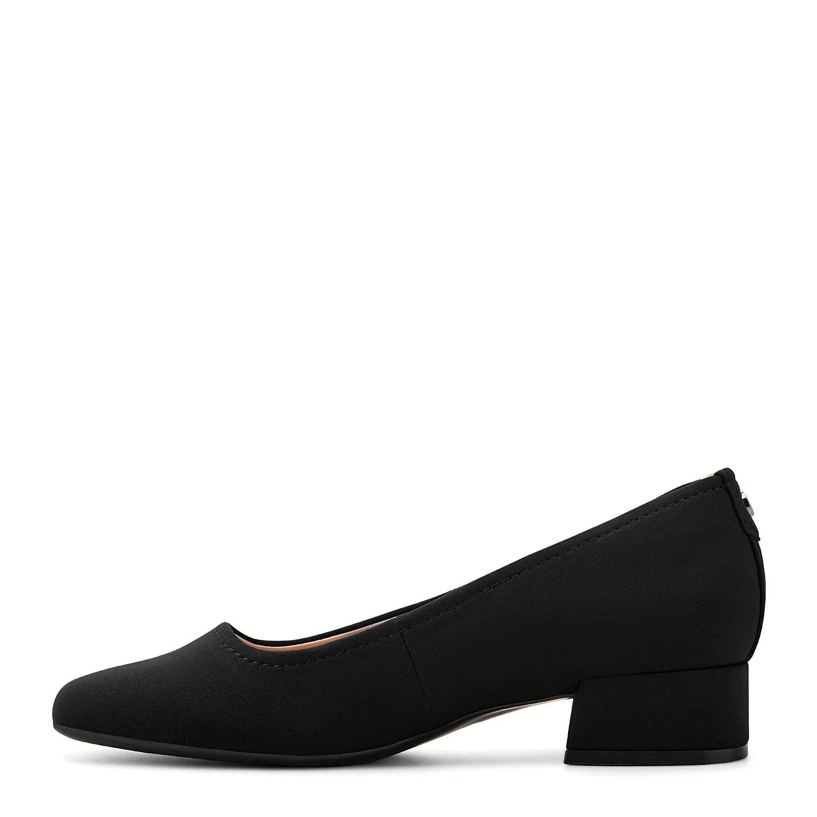 Orthotic-friendly footbed inside a leather pump