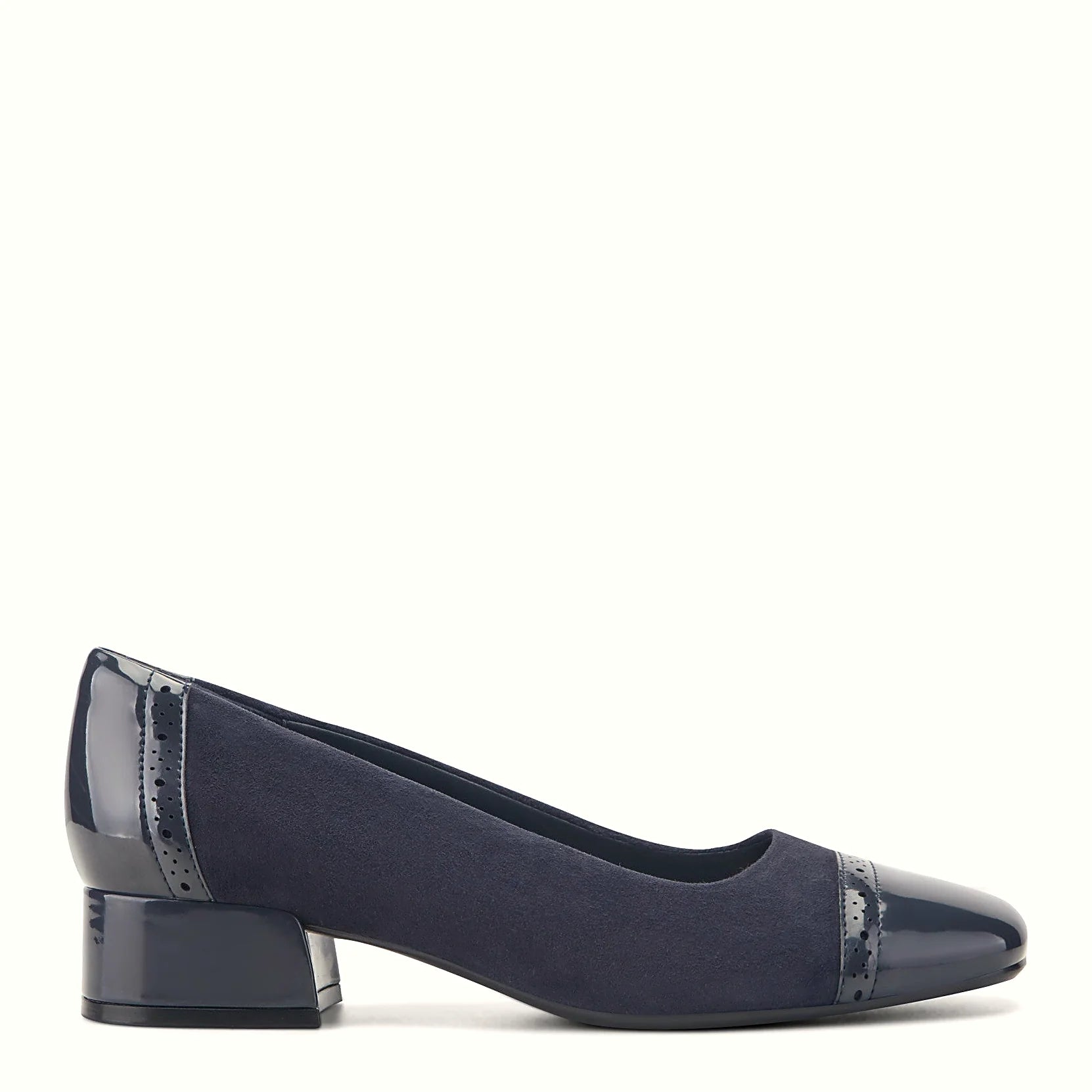 Patent dress pump on a block heel