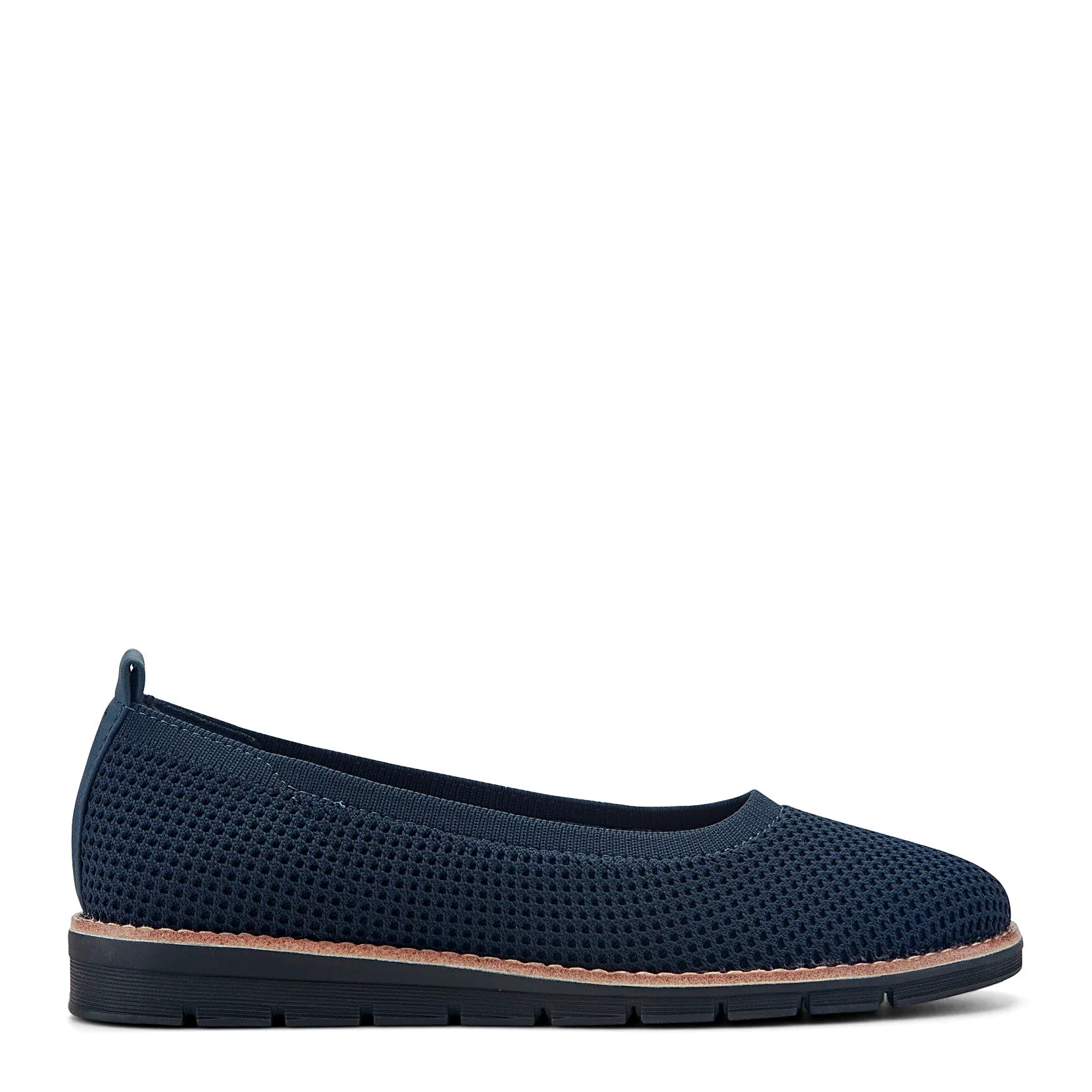 Textured knit slip-on flat with a rounded toe