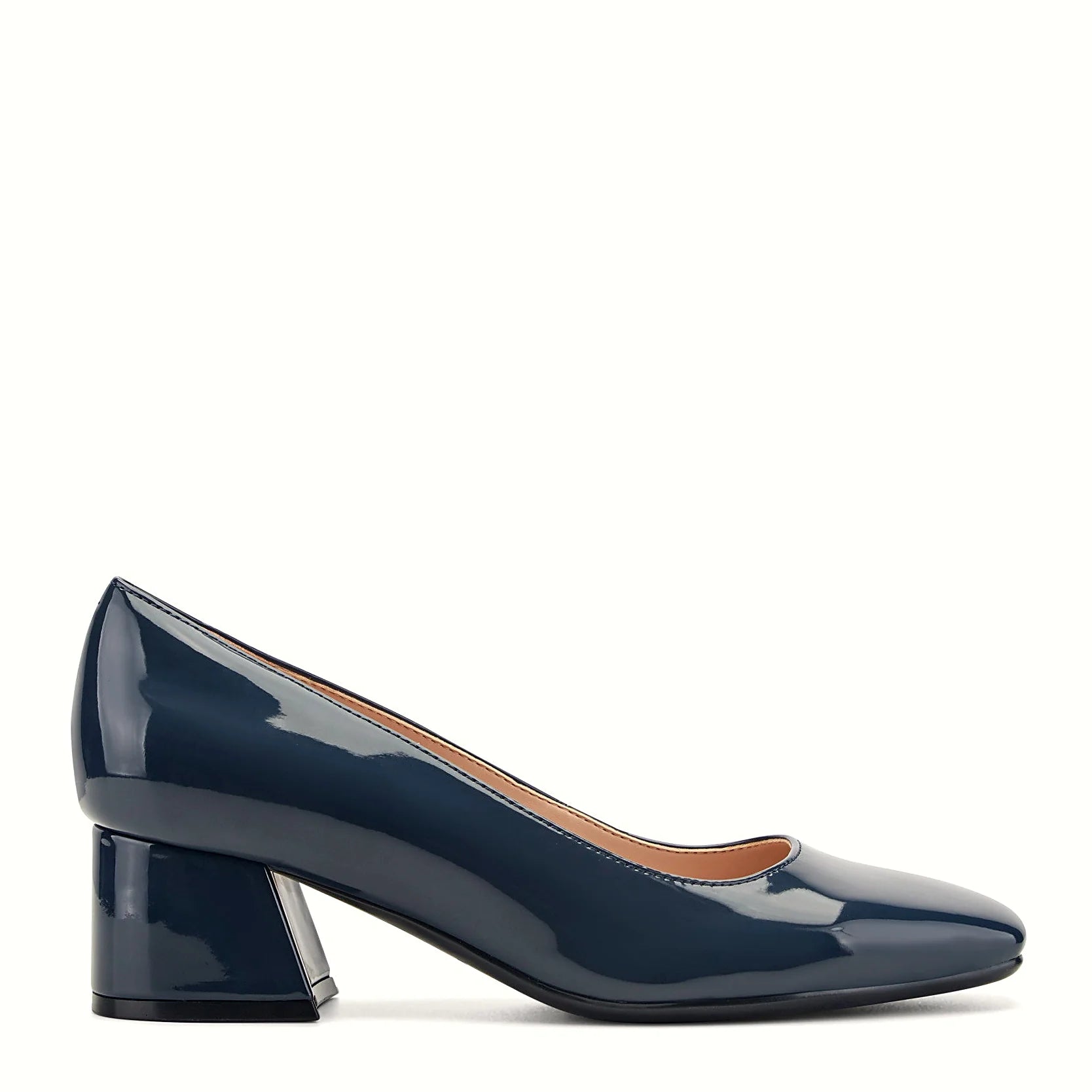 Square-toe dress pump on a block heel