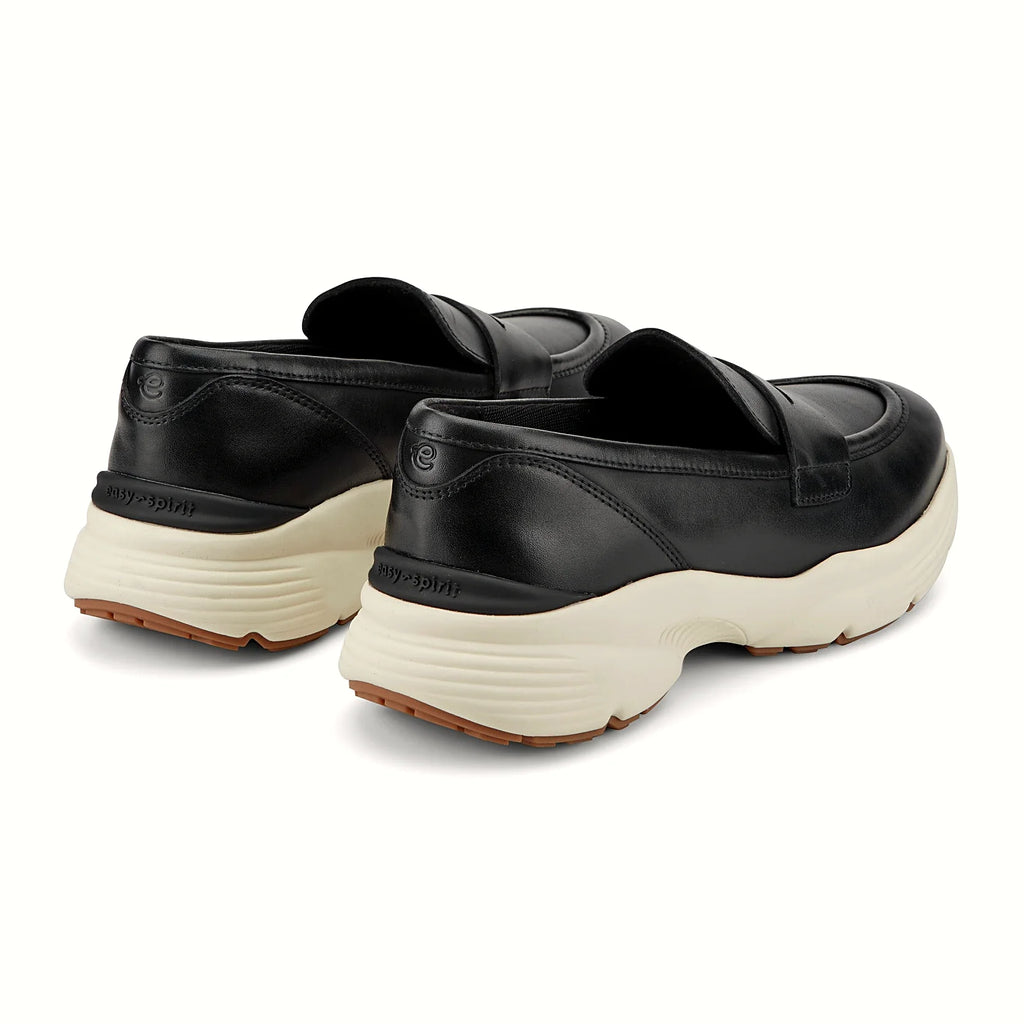 Contrast heel detail on a platform penny loafer