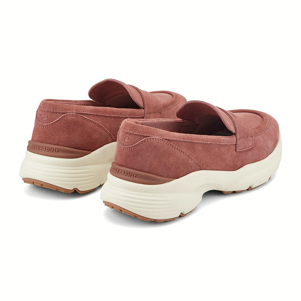 Contrast heel detail on a platform penny loafer