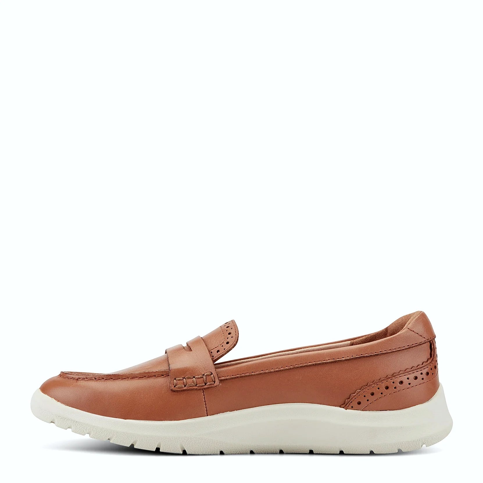 Flex grooves in the outsole of a penny loafer