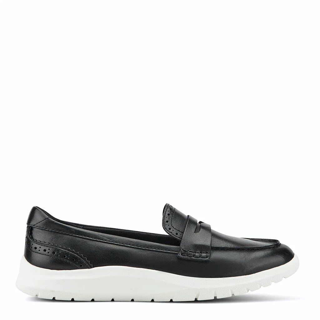 Natural leather penny loafer with a penny strap