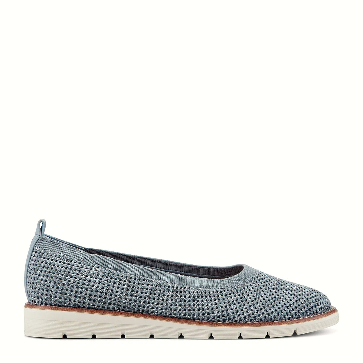 Textured knit slip-on flat with a rounded toe