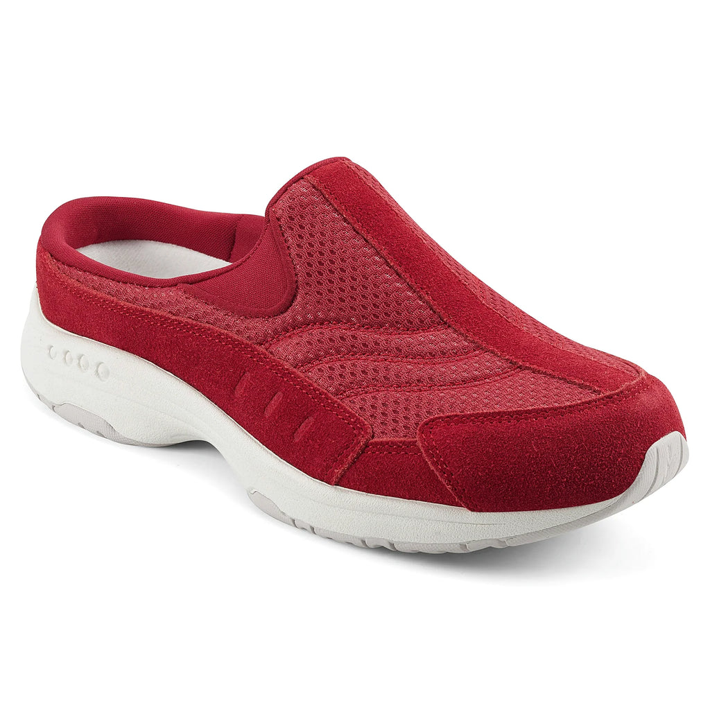 Comfort-well detailing along the midsole of a clog